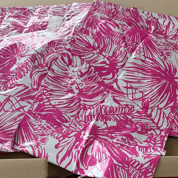 Lilly Pulitzer Other - Lilly Pulitzer Pink and White Tropical Print Mailing Bags